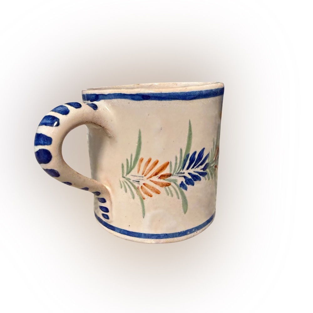 Vintage Henriot Quimper Hand Painted Faience Mug Breton Figure France - Picture 4 of 7